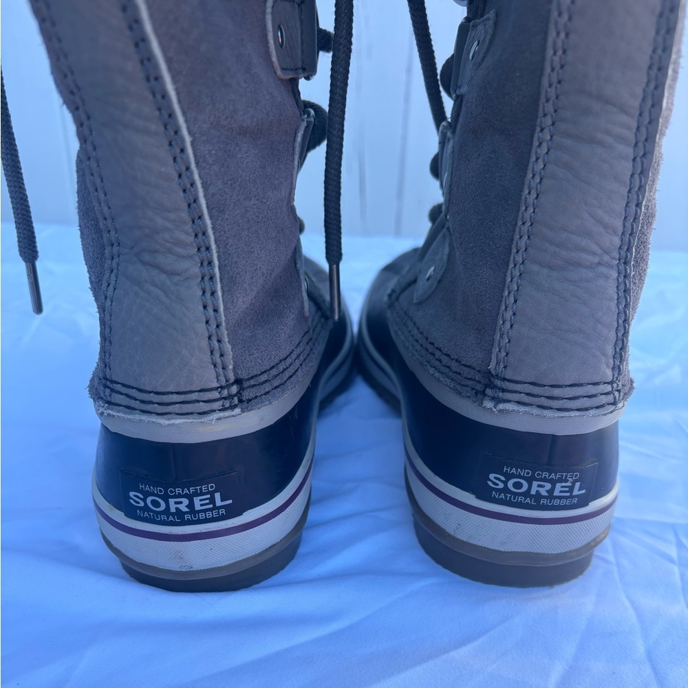Sorel Gray and Black Winter Boots - Picture 6 of 8